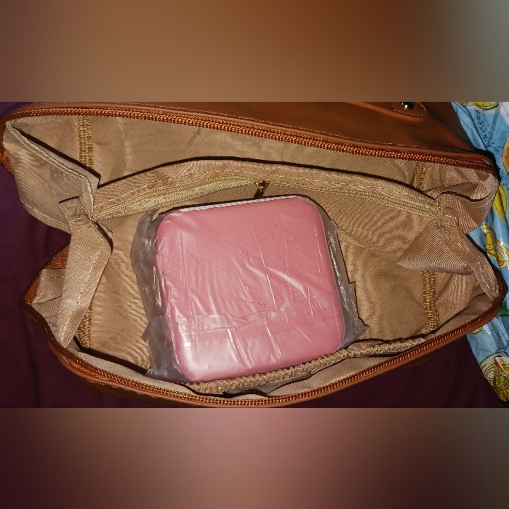 MYSTERY COSMETIC BAG - what goodies will you get? ALL 5 star reviews - Picture 9 of 13